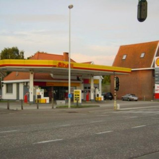 Shell Service Station